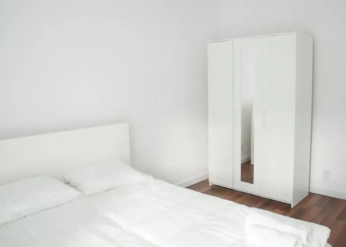 Apartament Verde Λοτζ